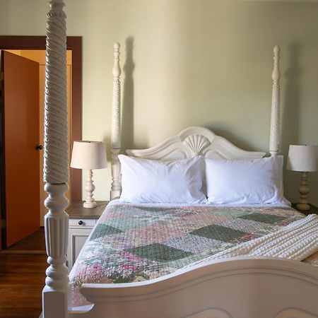 The Pearl Inn Bed And Breakfast Ilwaco Bagian luar foto