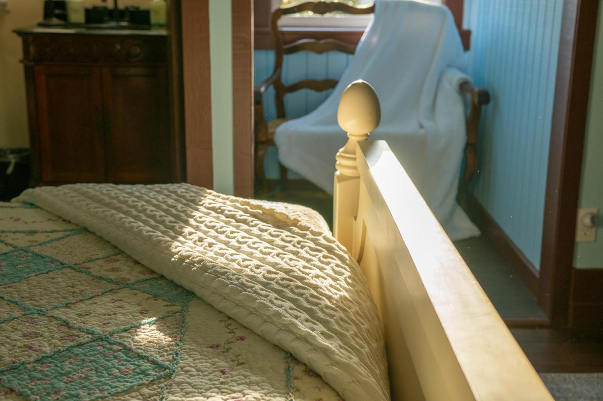 The Pearl Inn Bed And Breakfast Ilwaco Bagian luar foto