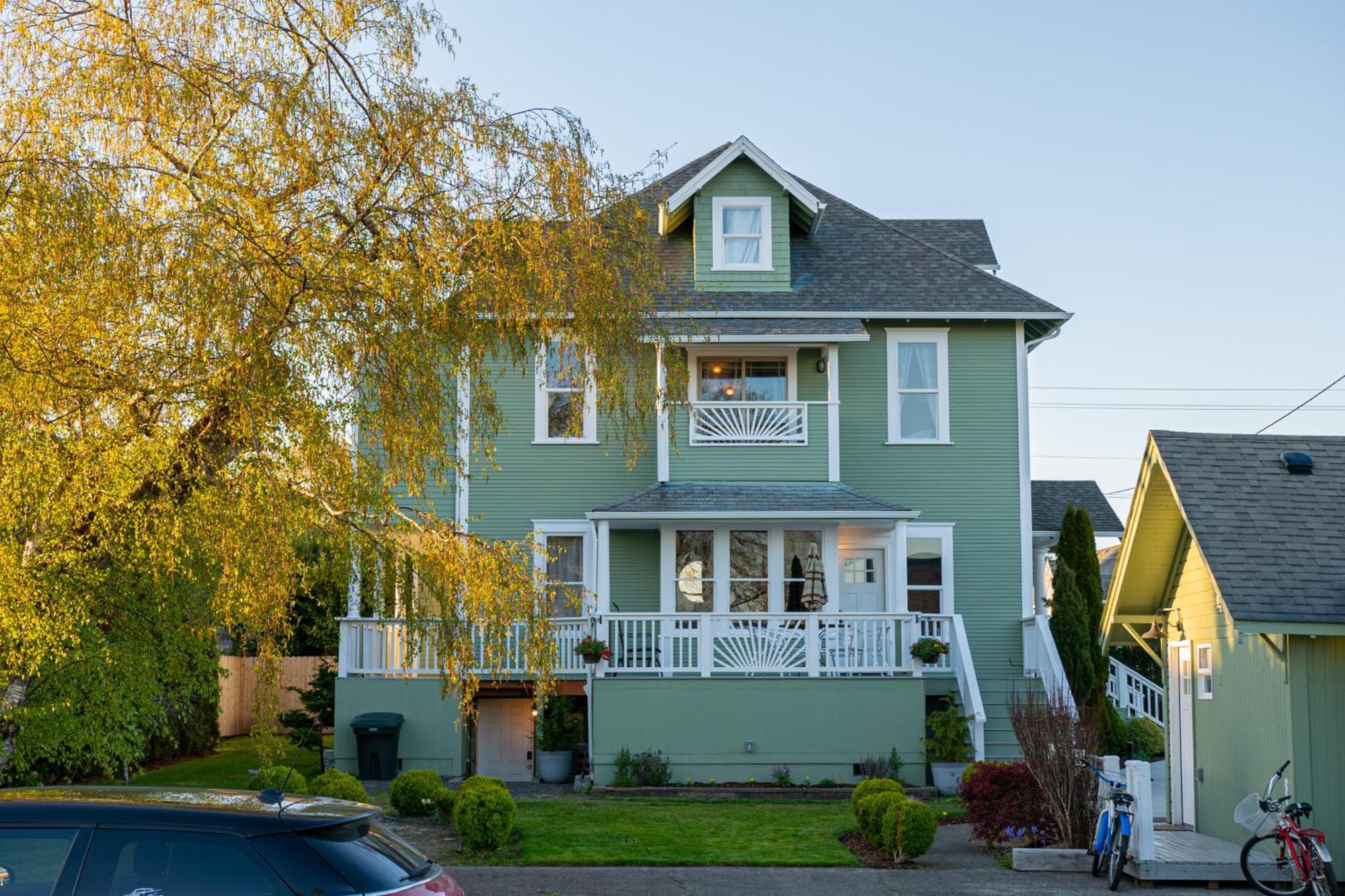 The Pearl Inn Bed And Breakfast Ilwaco Bagian luar foto